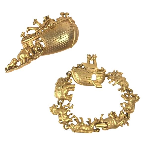 Noah's Ark Pin Brooch with Matching Bracelet Gold-Tone c.1980's A.J.C. Jewelry - Picture 1 of 8